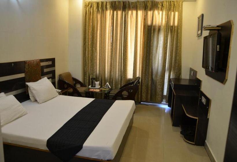 غرفة قياسية سرير كينج, Citi Heights