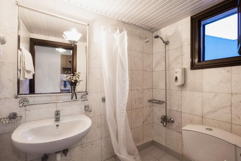 חדר סטנדרט עם מיטת קינג, Country Inn & Suites Downtown Convention Center By Radisson, Gatlinburg, Tn