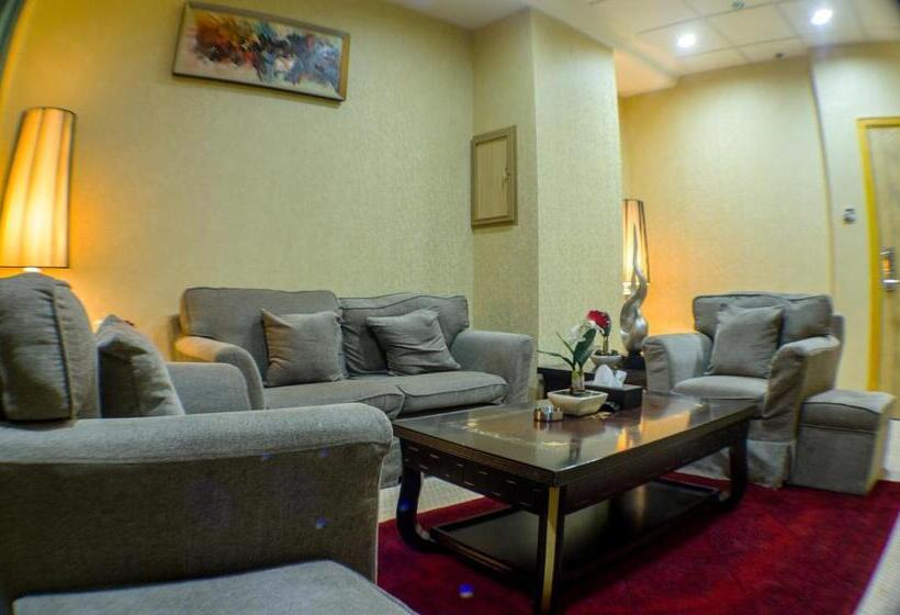 سوییت جونیور, Doha Dynasty