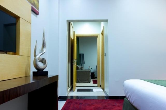 اتاق استاندارد با تخت بزرگ, Doha Dynasty