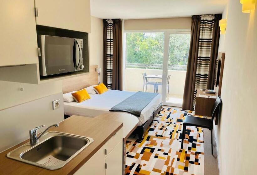 テラス付スーペリアルーム, Forme Hotel & Spa Montpellier Sud Est   Parc Expositions   Arena