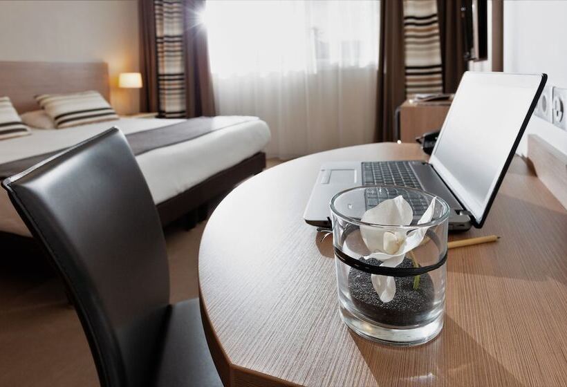 家庭间, Forme Hotel & Spa Montpellier Sud Est   Parc Expositions   Arena