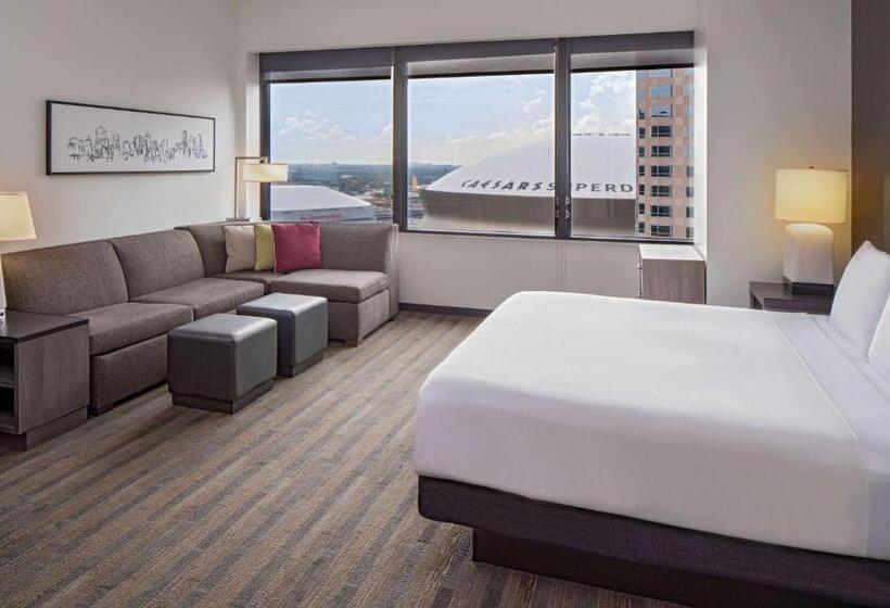 带大床的标准工作室, Hyatt House New Orleans Downtown