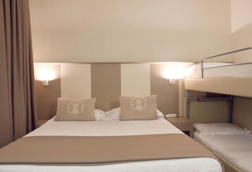 اتاق استاندارد چهار تخته, L