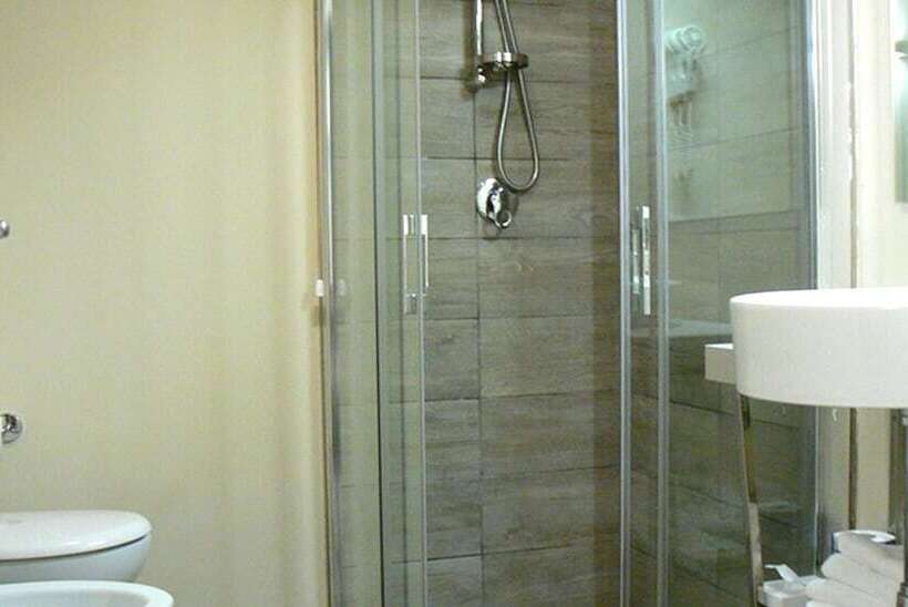 اتاق استاندارد, L