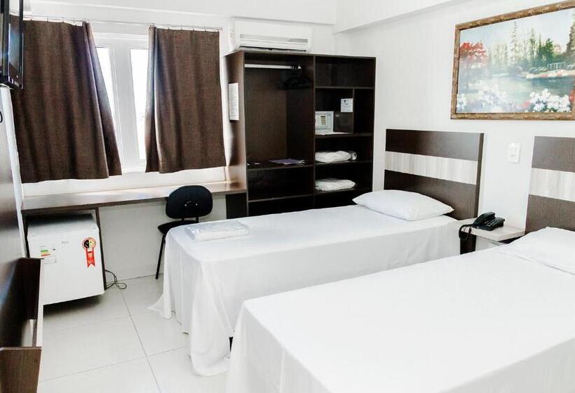 Номер Стандарт, La Vitre