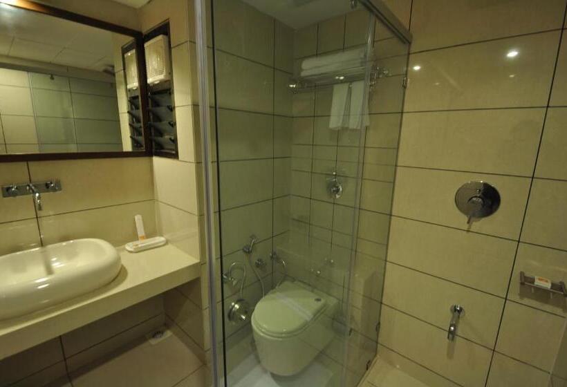 غرفة ديلوكس, Le Grande Residency Unmarried Couples Are Not Allowed