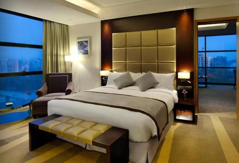 Superior-huone, Radisson Blu Chattogram Bay View