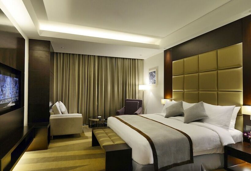 Номер Superior, Radisson Blu Chattogram Bay View