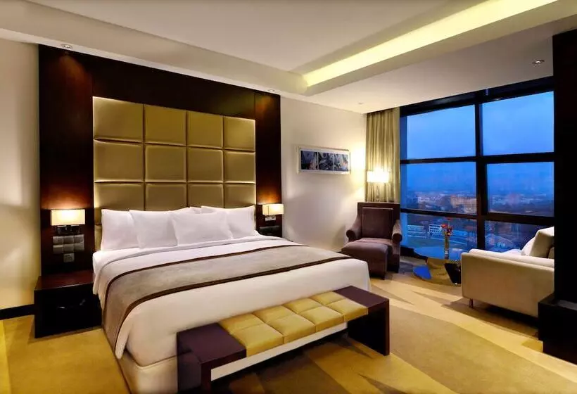 Juniorsviitti, Radisson Blu Chattogram Bay View