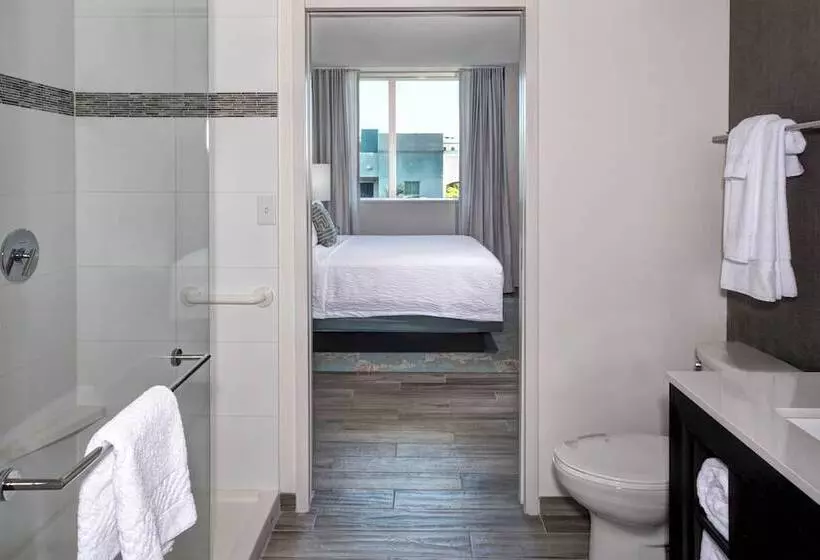 سوییت, Residence Inn By Marriott Miami Beach Surfside