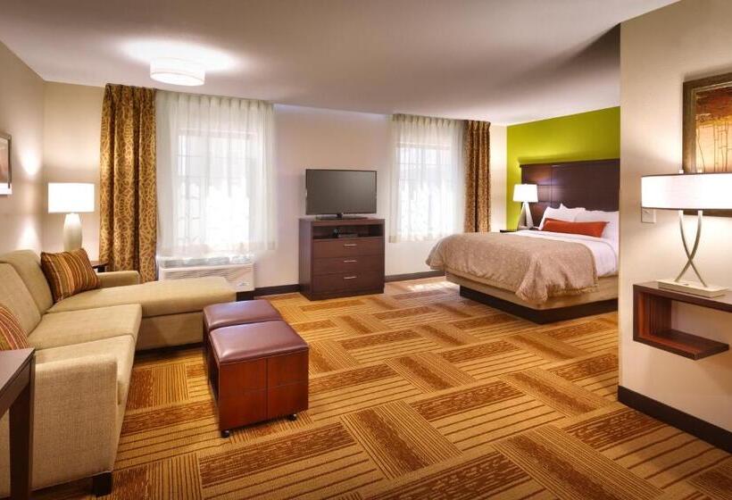 Люкс с гидромассажем, Staybridge Suites Cheyenne, An Ihg