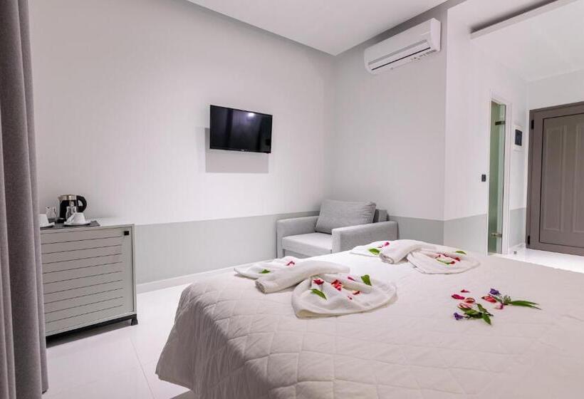 اتاق لوکس, Sunny Garden