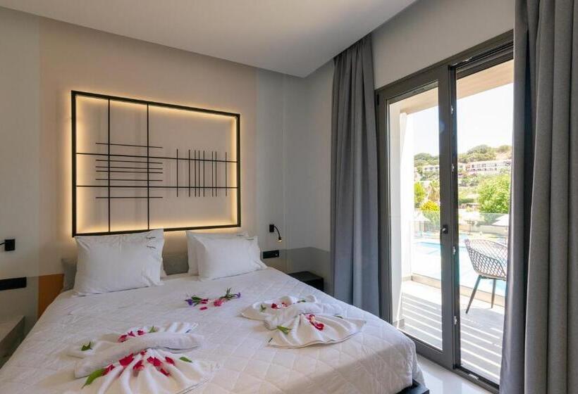 اتاق لوکس, Sunny Garden