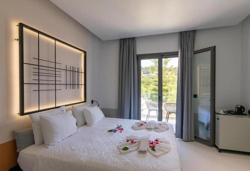 اتاق لوکس, Sunny Garden