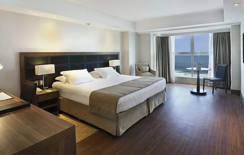 Superior-huone, Windsor Oceanico