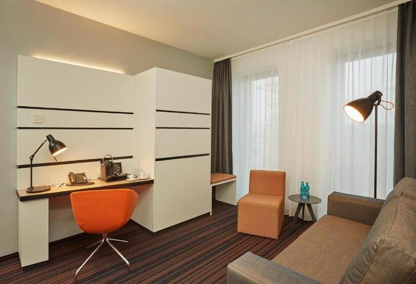 Полулюкс, Hyperion Hotel Hamburg