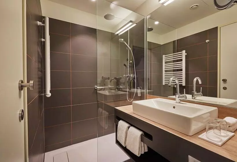Superior-huone, Hyperion Hotel Hamburg