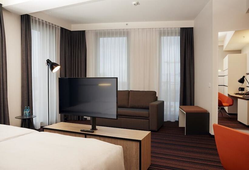 Номер Superior, Hyperion Hotel Hamburg