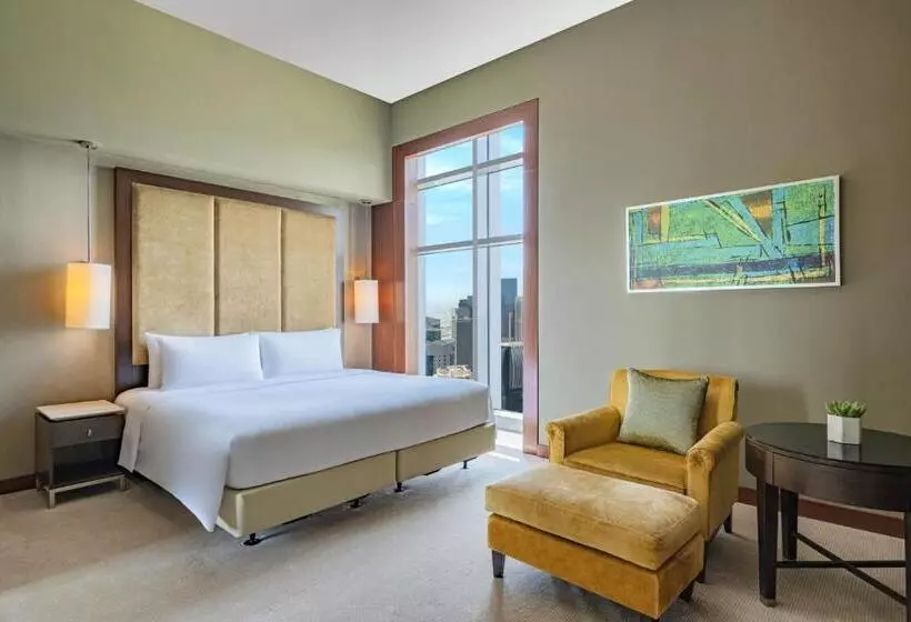 Deluxe Room King Size Bed