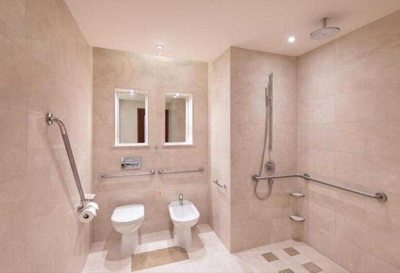 اتاق لوکس با تخت بزرگ, Jw Marriott Marquis City Center Doha