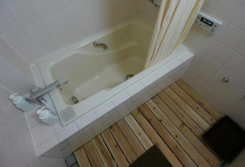 스탠다드 룸 공동 욕실, Kyoto Hana Hostel