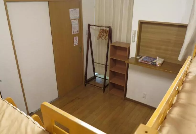 スタンダードルーム、2段ベッド共用バスルーム, Kyoto Hana Hostel