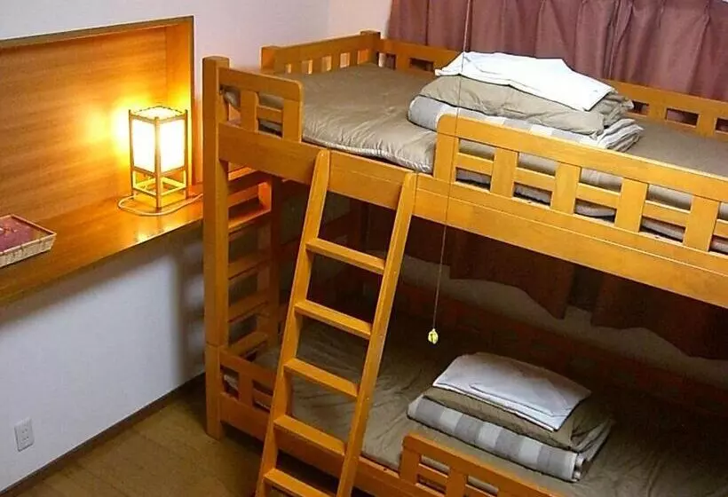 スタンダードルーム、2段ベッド共用バスルーム, Kyoto Hana Hostel