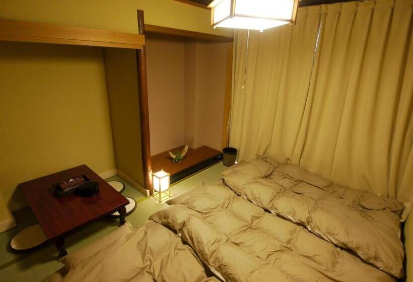 스탠다드 룸 공동 욕실, Kyoto Hana Hostel