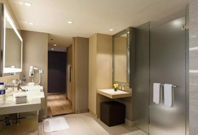 キングサイズベッドのエクゼクティブ, Novotel Manila Araneta City