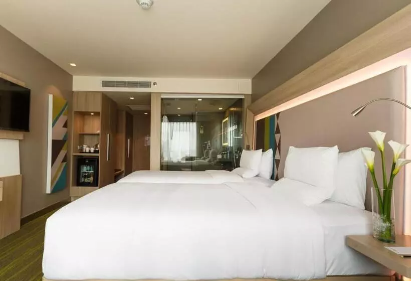 スーペリアールーム, Novotel Manila Araneta City