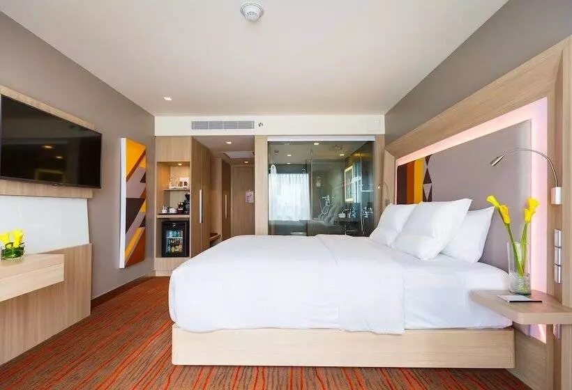デラックスルーム, Novotel Manila Araneta City