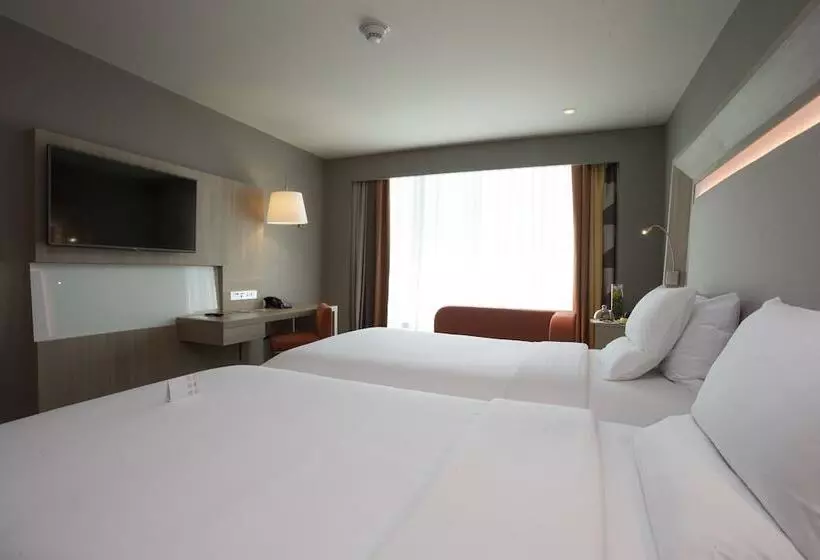 デラックスルーム, Novotel Manila Araneta City