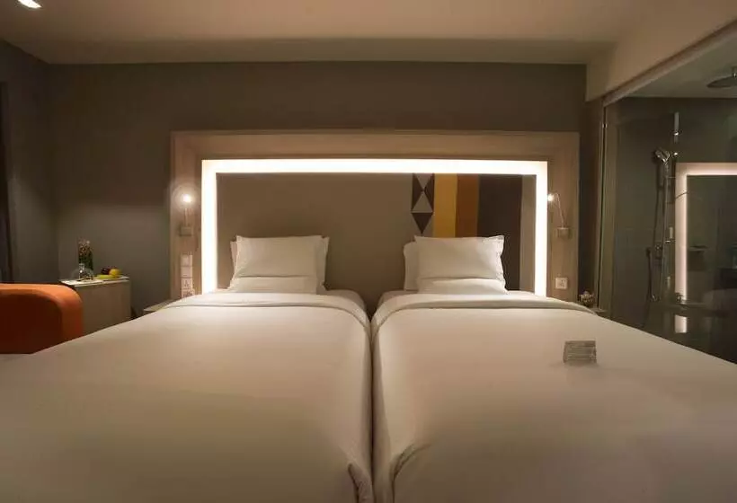 デラックスルーム, Novotel Manila Araneta City