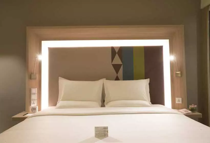 スーペリアールーム, Novotel Manila Araneta City