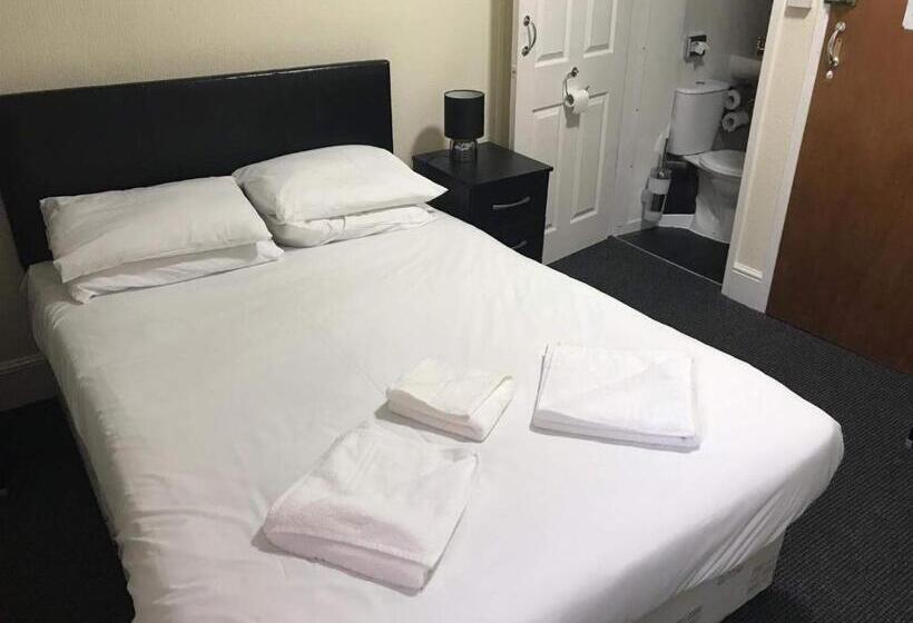 스탠다드 룸, Hayward