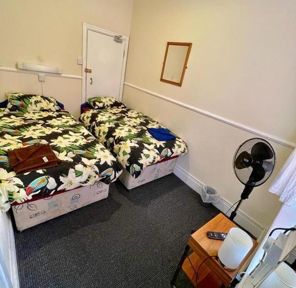 침실 2개 스위트, Hayward