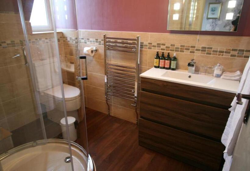 スタンダードルーム, The Belfry At Yarcombe