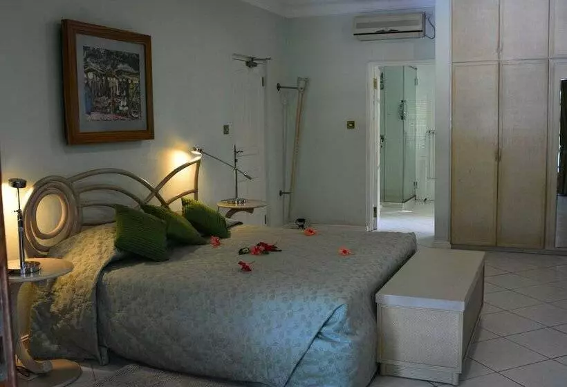 اتاق لوکس, Villa De Cerf Seychelles