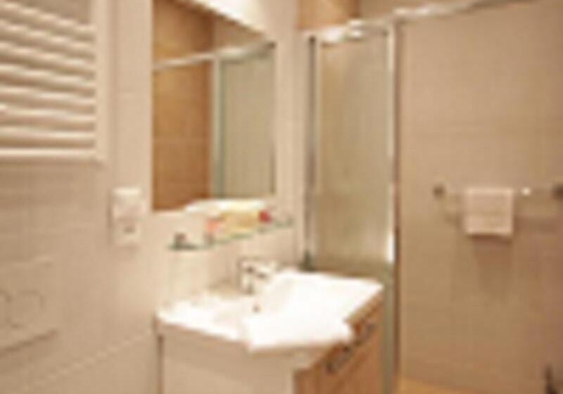 استودیوی استاندارد, Prague Central Exclusive Apartments