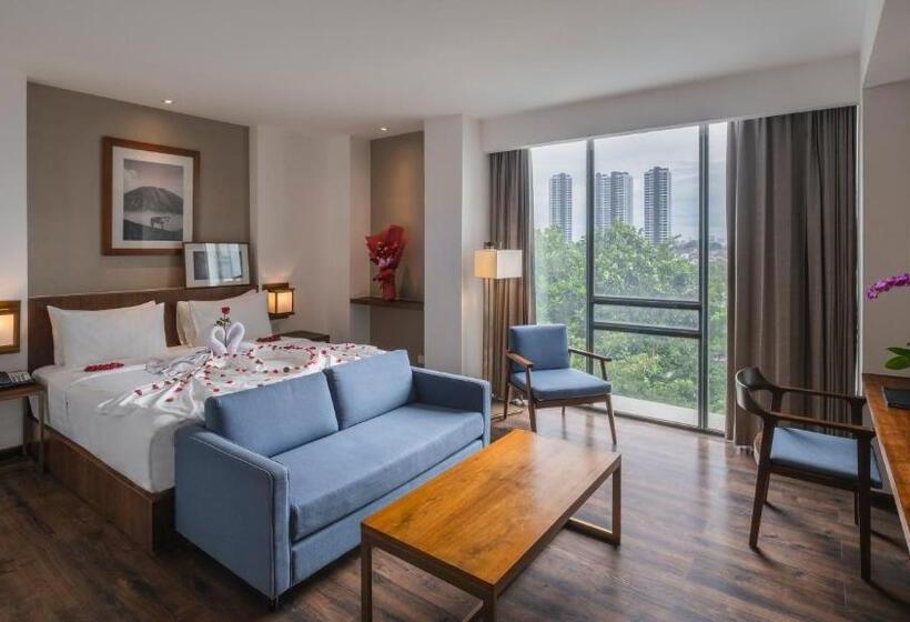 Номер Executive, Veranda Hotel Pakubuwono