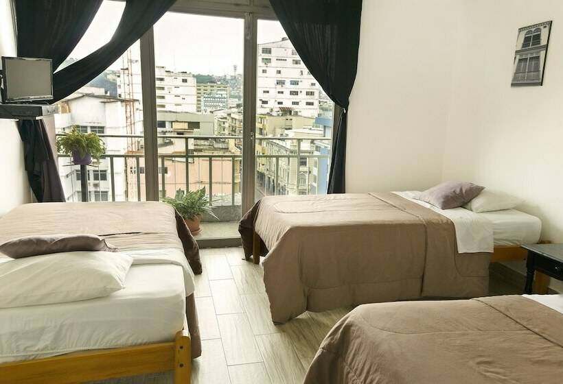 اتاق استاندارد سه نفره, Casa De Romero B&b