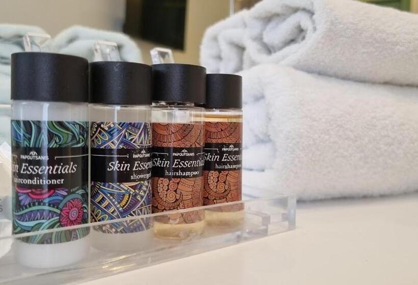 اتاق دوبلکس, Alexandra