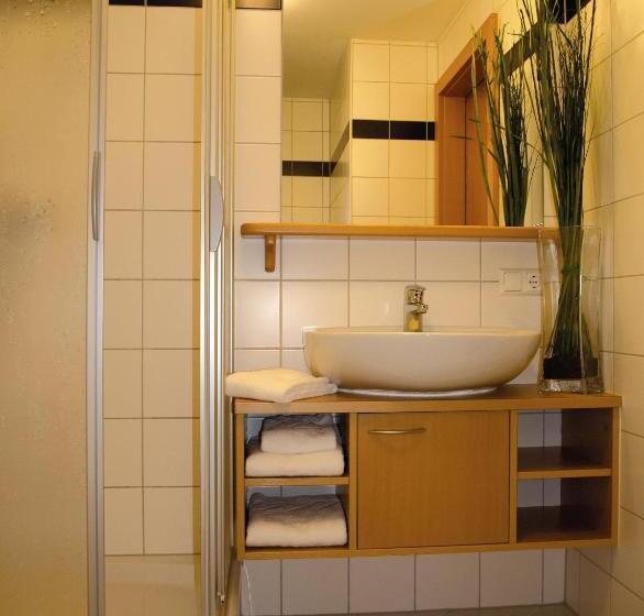 شقة غرفتين, Alpen Experience