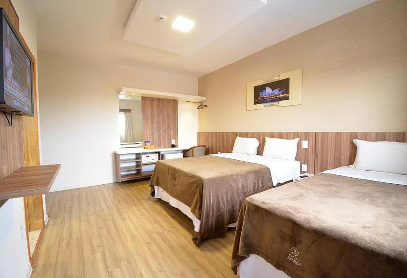 デラックストリプルルーム, Business Park