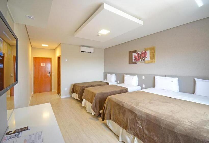 デラックスの４人部屋, Business Park