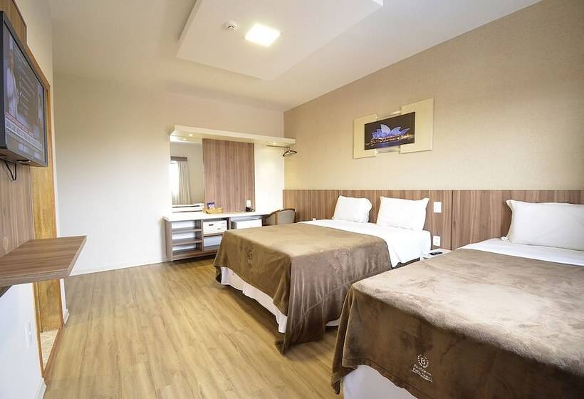 デラックストリプルルーム, Business Park