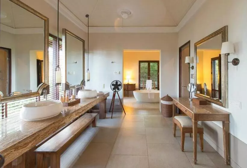 1 Bedroom Deluxe Villa