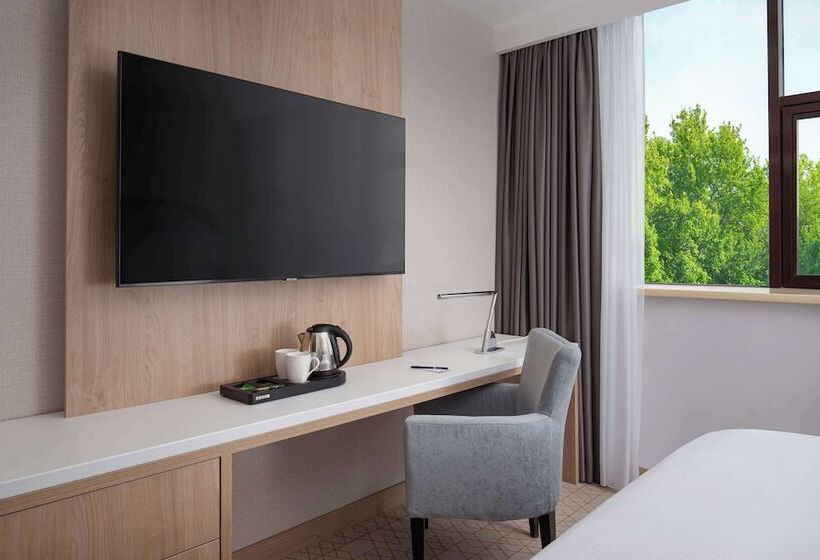 اتاق لوکس, Doubletree By Hilton Shymkent