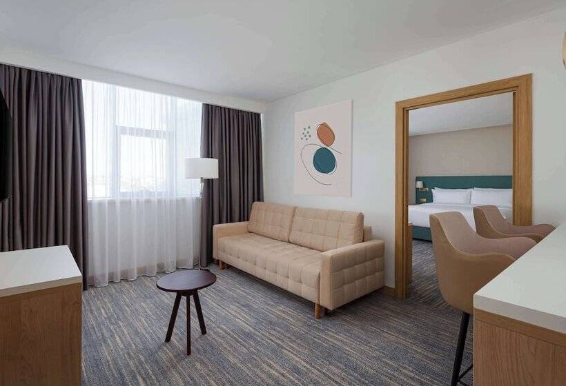 سوییت, Doubletree By Hilton Shymkent